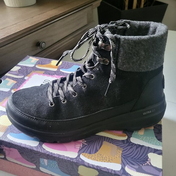 Skechers ultra size 8 new.  NWT - Picture 3 of 5